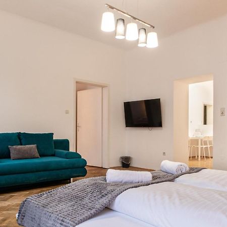 Spacious 2Br Apt.-Near Wiener Stadthalle ภายนอก รูปภาพ